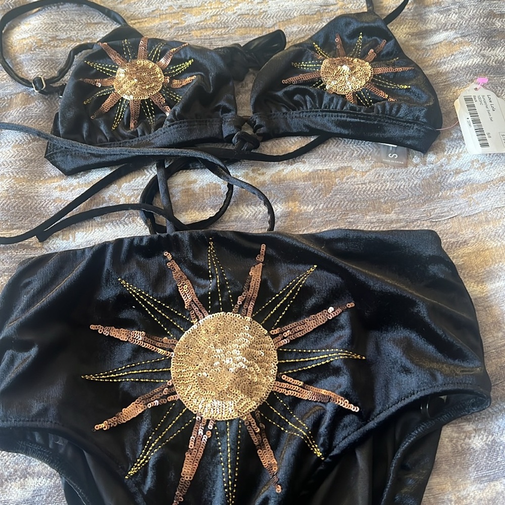 NWT love Lola Hey babe black velvet squin sun biki  set size small